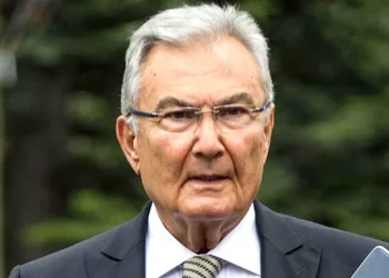 Deniz Baykal Vefat Etti