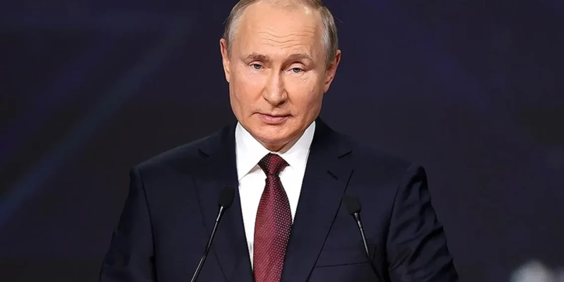 Putin petrol satışında ‘dost ülkelere’ tavan fiyat uygulamasını kaldırdı