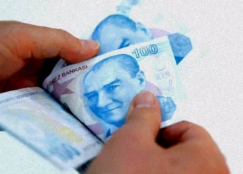 Vatandaş borç batağında; borçlanmada rekor
