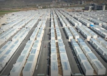 Malatya ve Adıyaman’da  konteyner kentlerde yaşam başladı
