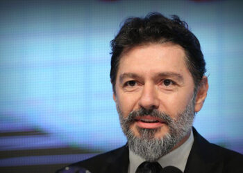 Hakan Atilla’ya yurtdışı çıkış yasağı
