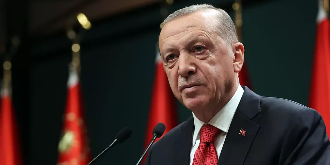 Cumhurbaşkanı Erdoğan yeni anayasa düzenlemesi sinyali verdi