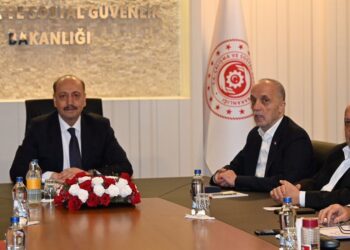 Kamu Toplu İş Sözleşmeleri Çerçeve Protokolü görüşmeleri devam ediyor