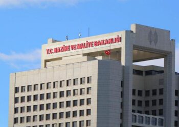 Brüt dış borç stoku 2023 mart ayı itibarıyla 457,7 milyar dolar oldu