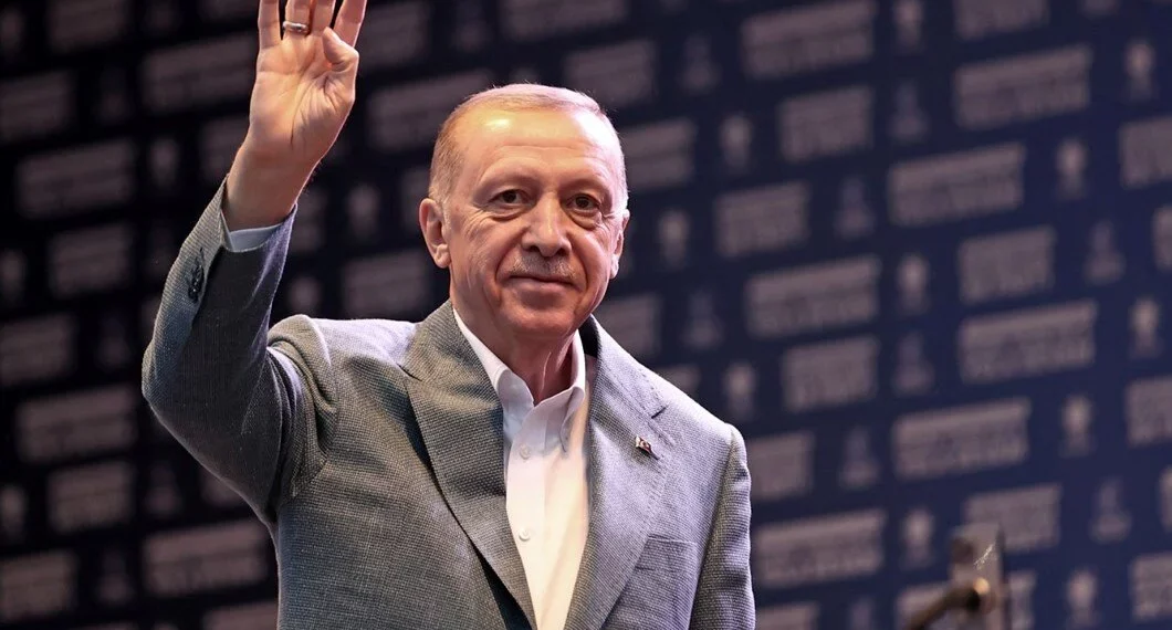 Cumhurbaşkanı Erdoğan’dan depremzede lise öğrencilerine ek kontenjan müjdesi
