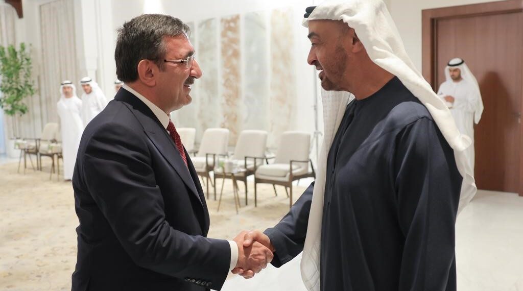 Yılmaz ve Şimşek, BAE Devlet Başkanı ile bir araya geldi