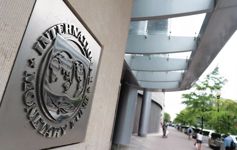 IMF, Türkiye’nin 2024 büyüme tahminini 2,8’e indirdi
