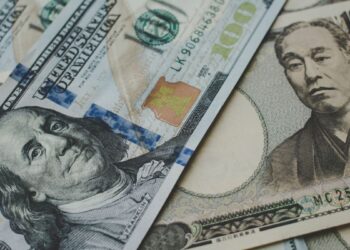 Japon para birimi, ABD doları karşısında tarihi düşüş gördü