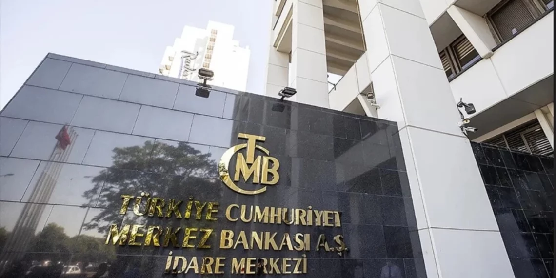 TCMB parasal sıkılaştırma sürecinde ısrarcı: Politika faiz oranı 500 baz puan artarak %30’a çıktı