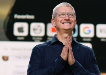 Apple İcra Kurulu Başkanı Cook, 87 milyon dolar değerindeki hisselerini sattı