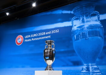 EURO 2032 ev sahipliğini Türkiye ve İtalya yapacak