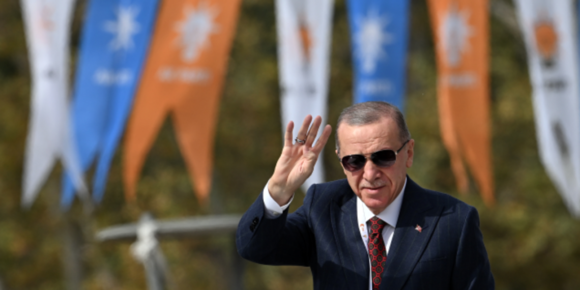 AK Parti Büyük Kongresi Başladı: Erdoğan’dan ilk mesajlar…
