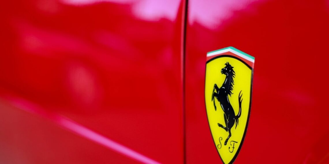 Ferrari, araç alımı için kriptoyu tercih edecek mi?