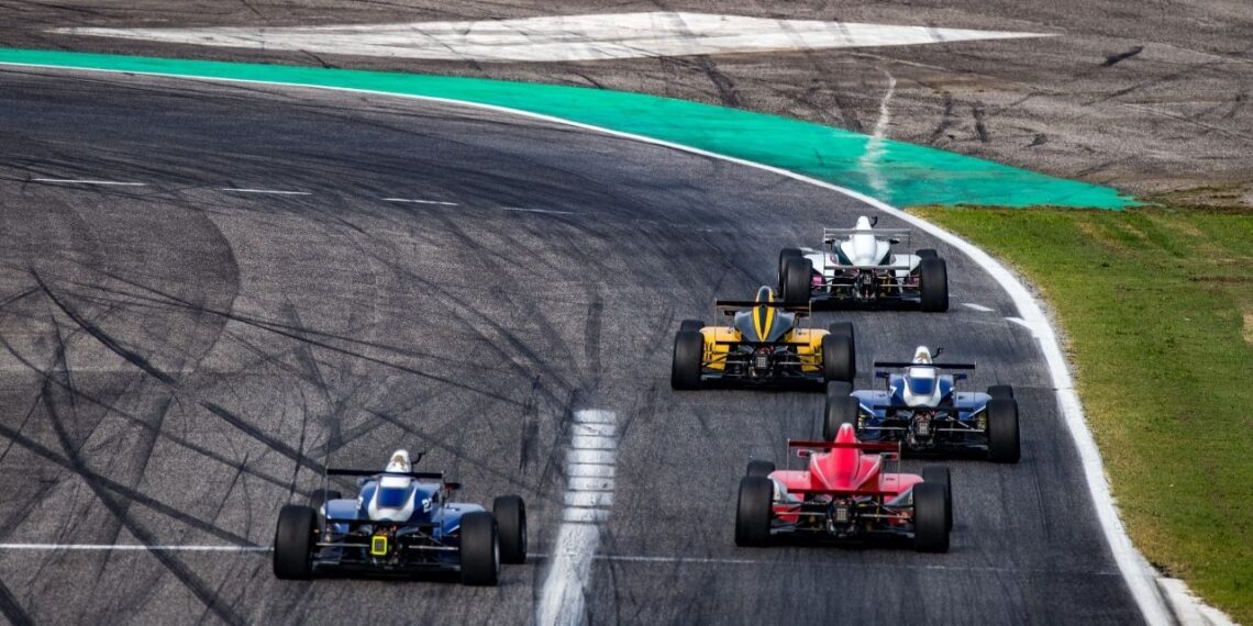 Kraken, Formula 1 ekibi Williams Racing ile anlaştı