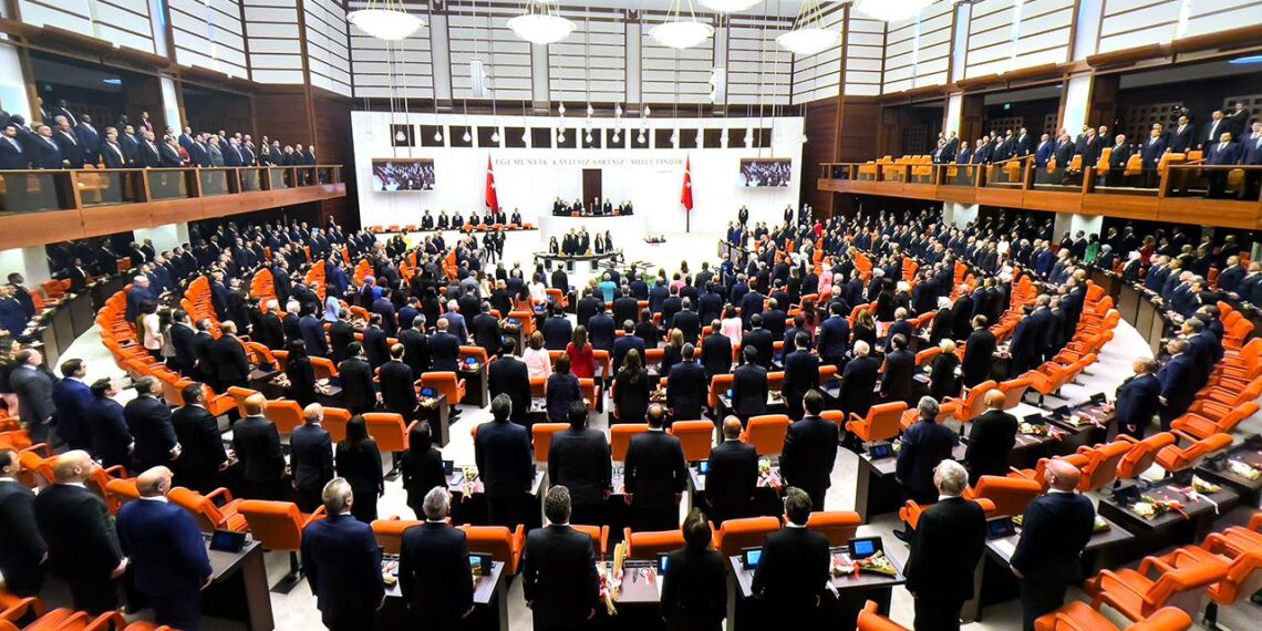 Meclis haftaya yoğun başladı