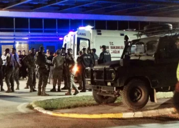 Suriye’de TSK üssüne hain saldırı: 5 polis ve 3 asker yaralandı