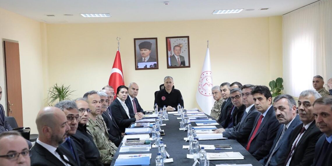 Bakan Yerlikaya: Sınırlarımız kırmızı çizgimizdir