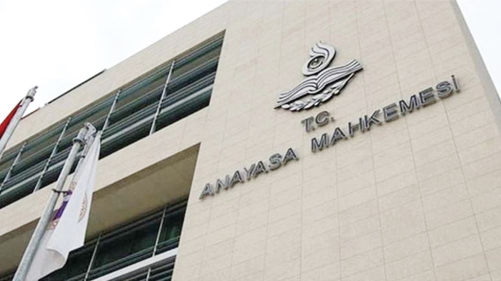 Yargıtay’ın AYM üyeleri hakkında siyasetçilerden tepki