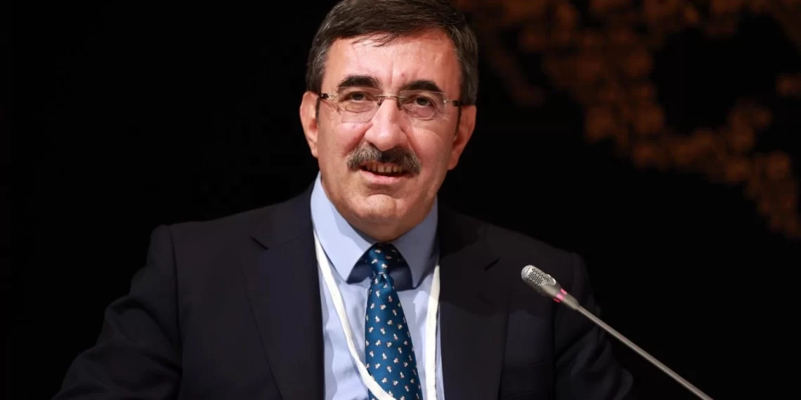 Cevdet Yılmaz, memur ve memur emeklisi zammı için rakam verdi