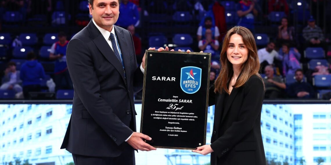 Sarar, Anadolu Efes ile işbirliğinin 25.yılını kutladı