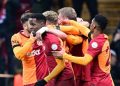 Galatasaray evinde Kayserispor’u iki golle geçti