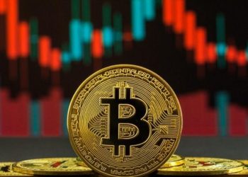 Bitcoin fiyatı 64 bin doların üzerini denedi
