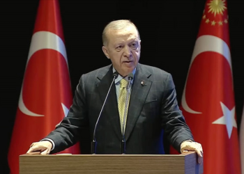 Erdoğan: Kabinemiz de görevinin başındadır