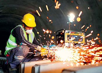 Euro Bölgesi’nde sanayi üretimi düştü