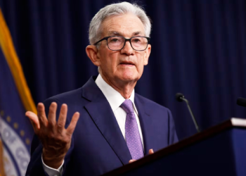 Powell’dan kritik uyarı: Enflasyon tek risk değil!