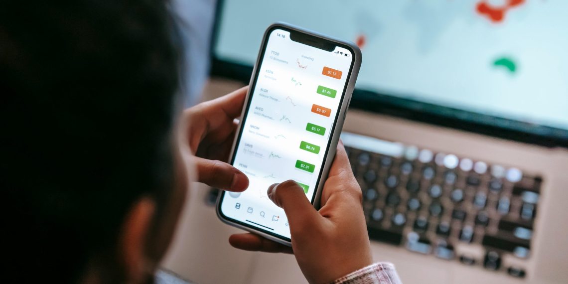 Borsa uzmanlarından uyarı: Panik yapmayın