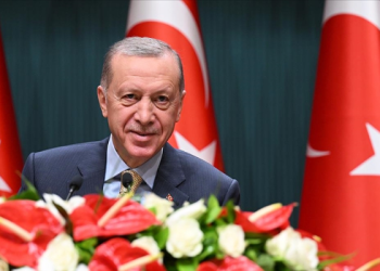 AK Parti’de kongre için düğmeye basıldı