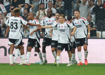 Beşiktaş, Eyüpspor’u 2 golle geçti