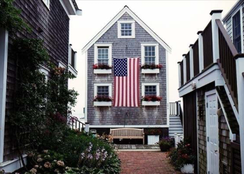 Mortgage başvuruları arttı, faizler dibi gördü