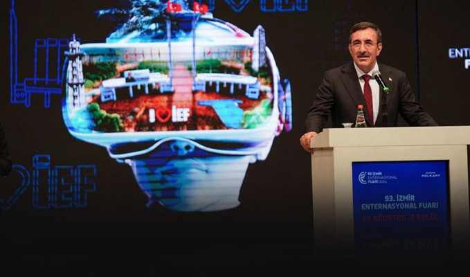 Yılmaz: Risklerimizin azaldığı, istikrarın arttığı bir dönemdeyiz