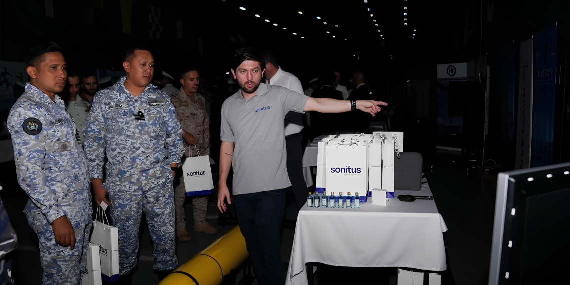 Savunma sanayii firmaları İzmir’de teknolojilerini sergiledi