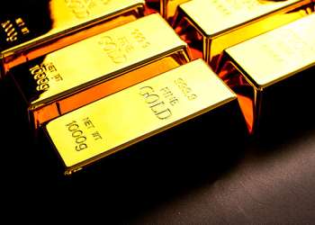 Altın vadeli işlemlerde rekora yaklaştı