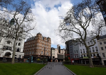 İngiltere’de konut satış fiyatları ekim ayında çok az arttı