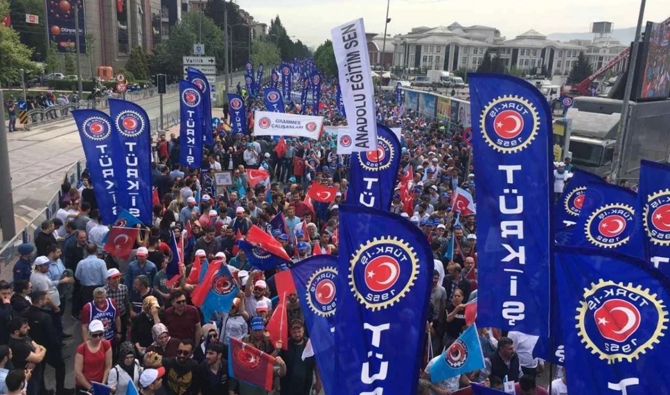 Türk-İş’ten vergi yüküne dikkat çeken yeni rapor