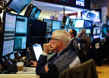 ABD borsaları karışık seyirle açıldı