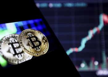 Bitcoin tam gaz ilerliyor! 100 bin dolara dayandı