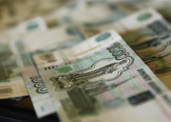 Rusya döviz alımlarını sene sonuna kadar durdurdu