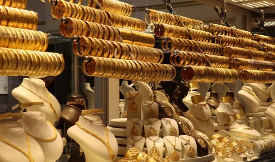 Rusya-Ukrayna savaşı nedeniyle tırmanan jeopolitik gerginlikle altın yine yükselişe geçti