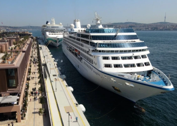 Türkiye’ye 1.7 milyon turist taşıyan kruvaziyer gemilerinin ilk tercihi Kuşadası oldu