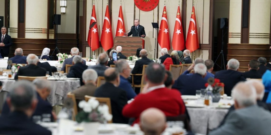 Cumhurbaşkanı Erdoğan’dan emeklilere destek mesajı…