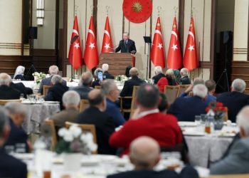 Cumhurbaşkanı Erdoğan’dan emeklilere destek mesajı…