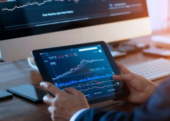 Hisse senedi fonlarına altı haftanın en büyük sermaye girişi