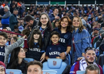 Trabzonspor-Sivasspor maçında tribünler renklenecek