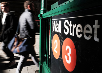 Wall Street Fed beklentilerini revize etti