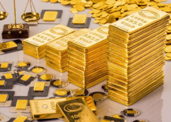 Altın rekora yakın seyrediyor