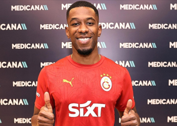 Carlos Cuesta’ya Meksika’dan teklif var